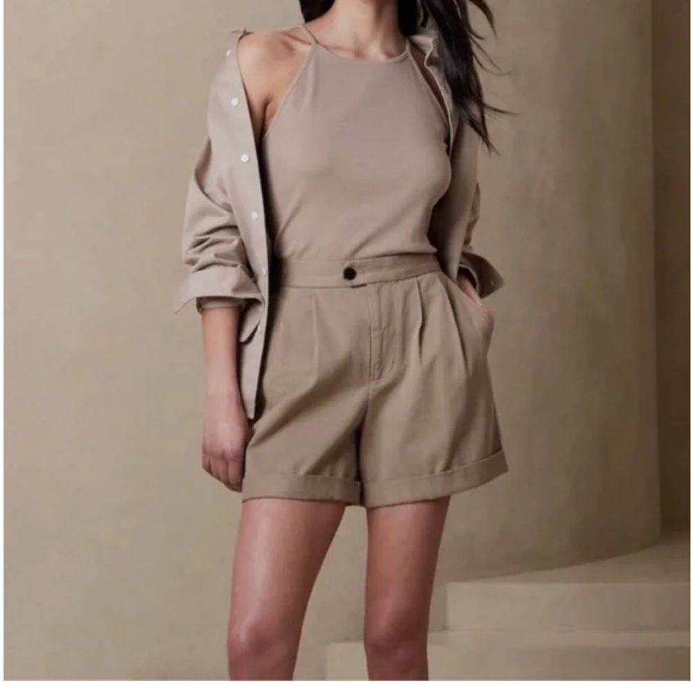 Banana Republic - THE ADVENTURE PLEATED SHORT